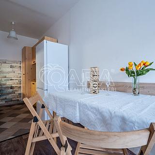 Pronájem bytu 2+kk 43 m&sup2; Praha
