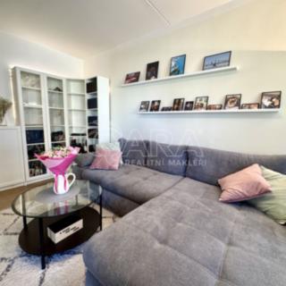 Pronájem bytu 3+kk 78 m² Praha Kamýk, Dobevská