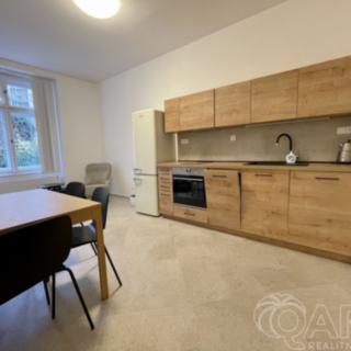 Pronájem bytu 2+kk 43 m² Praha
