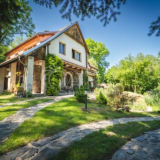 Prodej vily 240 m² Chrášťany Černíkovice