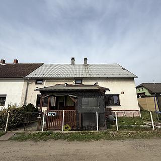 Prodej rodinného domu 160 m&sup2; Chotětov