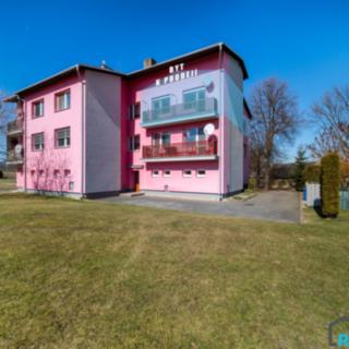 Prodej bytu 3+1 74 m² Banín