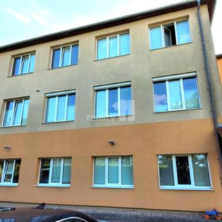Pronájem hotelu, penzionu 1000 m² Modletice