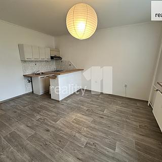 Pronájem bytu 2+kk 45 m² Česká Lípa, Kunratická