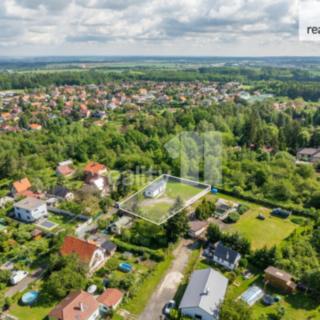 Prodej stavební parcely 1001 m² Psáry