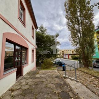 Pronájem obchodu 80 m² Nový Bor, Husova