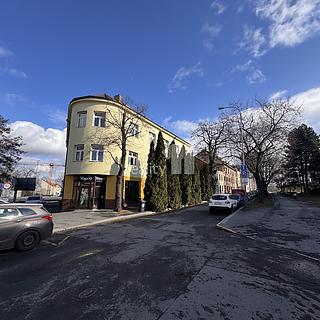 Pronájem bytu 1+1 47 m² Praha Michle, Vokáčova