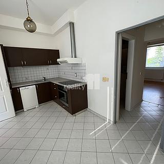 Pronájem bytu 2+1 60 m² Jeneč