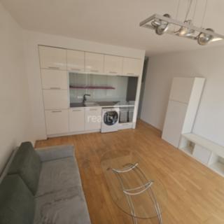 Pronájem bytu 2+kk 58 m² Praha