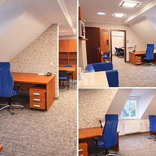 Pronájem kanceláře 75 m&sup2; Karlovy Vary