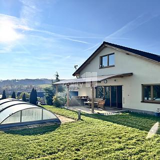 Pronájem rodinného domu 170 m² Buš