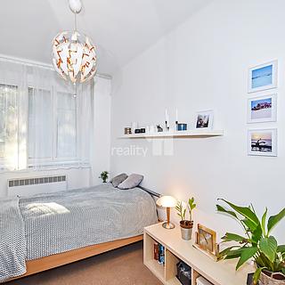 Prodej bytu 2+kk 38 m² Praha Smíchov, Zoubkova