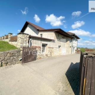 Pronájem bytu 4+kk 290 m² Horní Lapač