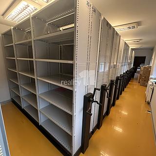 Pronájem obchodu 47 m² Karlovy Vary Dvory, Chebská