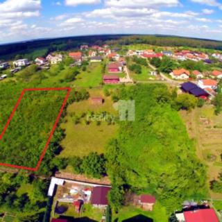 Prodej stavební parcely 1 733 m² Konárovice, Na Vinici