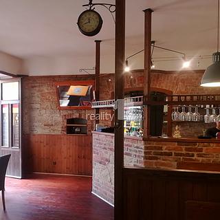 Pronájem restaurace 232 m² Náchod, Masarykovo náměstí