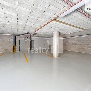 Pronájem garáže 11 m² Liberec II-Nové Město, Papírová