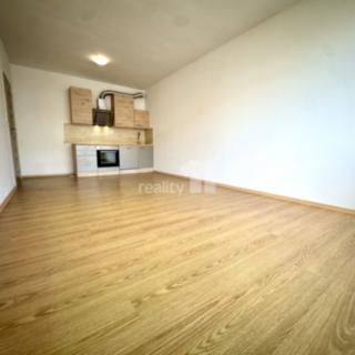 Pronájem bytu 2+kk 52 m² Praha