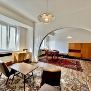 Pronájem bytu 1+kk a garsoniéry 45 m² Praha Michle, Adamovská