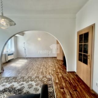 Pronájem bytu 1+kk, garsoniery 46 m² Praha