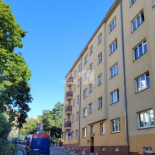 Pronájem bytu 3+kk 67 m² Praha