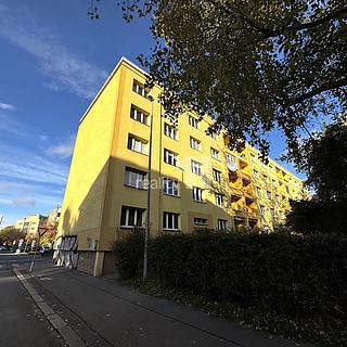 Pronájem bytu 2+1 53 m² Praha