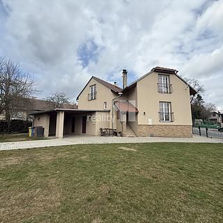 Prodej rodinného domu 178 m&sup2; Křelovice