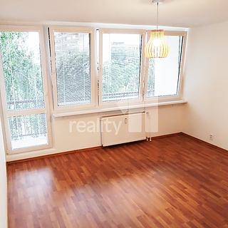 Pronájem bytu 3+kk 47 m² Praha