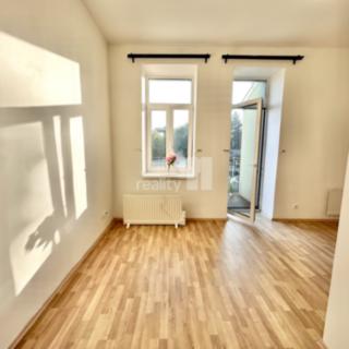 Pronájem bytu 1+kk a garsoniéry 26 m² Praha Ruzyně, Drnovská