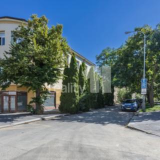Prodej bytu 2+kk 47 m² Praha Michle, Hanusova