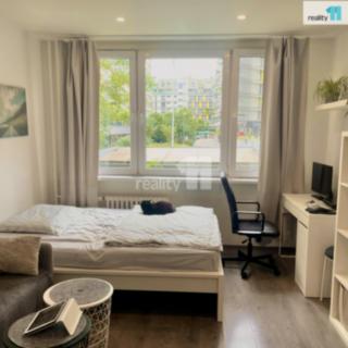 Pronájem bytu 1+kk a garsoniéry 24 m² Praha Malešice, Počernická