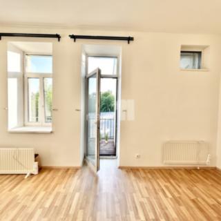 Pronájem bytu 1+kk, garsoniery 30 m² Praha