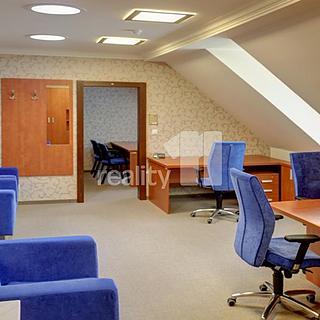 Pronájem kanceláře 75 m² Karlovy Vary Dvory, Chebská