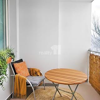 Pronájem bytu 2+kk 58 m² Kolín V, Třídvorská