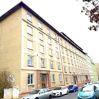 Pronájem bytu 3+1 79 m² Karlovy Vary Rybáře, Majakovského
