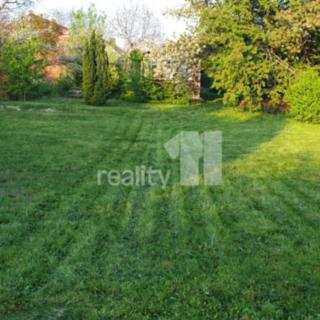 Pronájem stavební parcely 1167 m² Praha