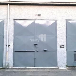 Pronájem garáže 34 m² Říčany, Masarykovo nám.
