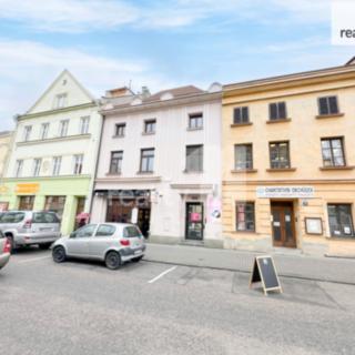 Pronájem bytu 4+kk 148 m² Kroměříž, Riegrovo náměstí