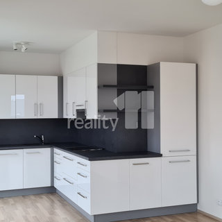 Pronájem bytu 2+kk 67 m² Liberec III-Jeřáb, Kladenská
