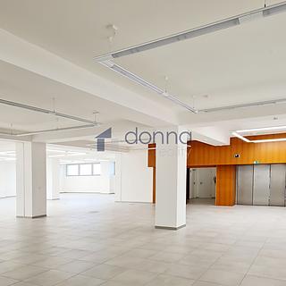 Pronájem obchodu 600 m² Praha Nové Město, Na Poříčí