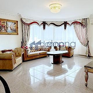 Pronájem bytu 3+kk 135 m&sup2; Praha