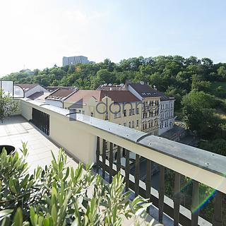 Pronájem bytu 2+kk 64 m&sup2; Praha