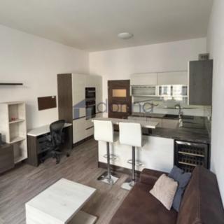 Pronájem bytu 2+kk 56 m² Praha