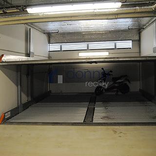 Pronájem parkovacího místa 15 m² Praha Vršovice, Přípotoční