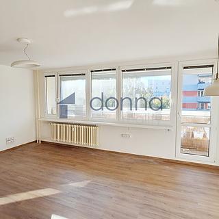 Pronájem bytu 3+kk 72 m² Praha