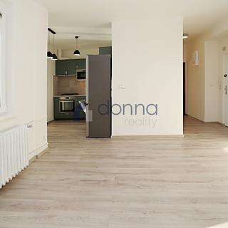 Pronájem bytu 2+kk 47 m² Praha