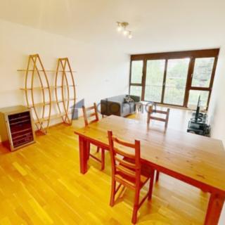 Pronájem bytu 2+kk 60 m² Praha