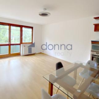 Pronájem bytu 2+kk 64 m² Praha