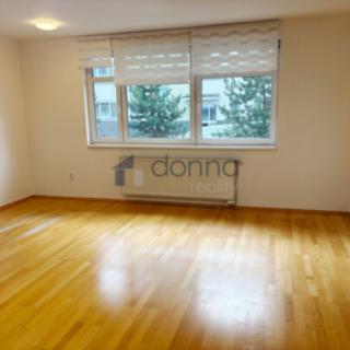 Pronájem bytu 3+kk 78 m² Praha