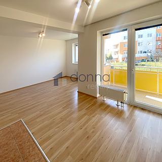 Pronájem bytu 1+kk, garsoniery 36 m² Praha